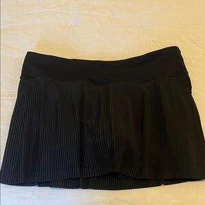 Lululemon Black Pleated Skirt